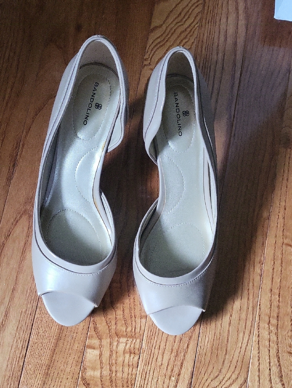 Bandolino Women's Nude Peep-Toe Pumps